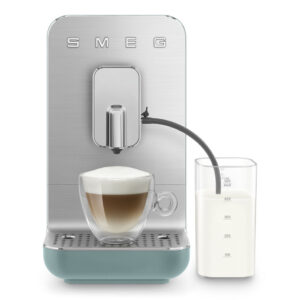 Кофемашина эспрессо Smeg BCC13EGMEU