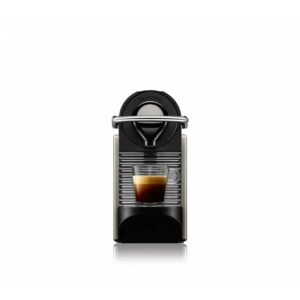 Капсульная кофеварка Nespresso Pixie C62 Titan