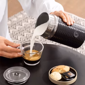 Спінювач молока Nespresso Aeroccino 3 Чорний